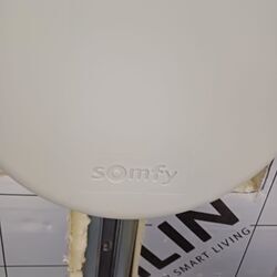 Moteur Somfy porte garage 1.jpeg