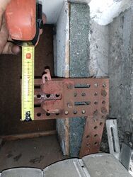 plaque fixation gauche 2.jpg