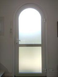 porte entrée.jpg
